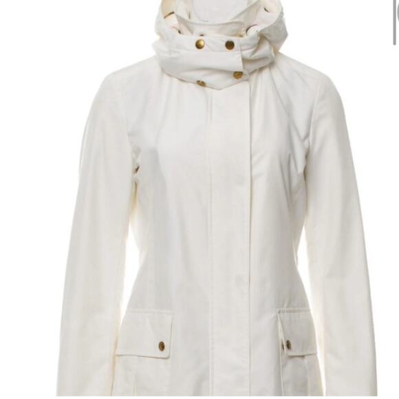 Burberry Carminton White Trench Coat with Renovable Hood - Picture 2 of 14